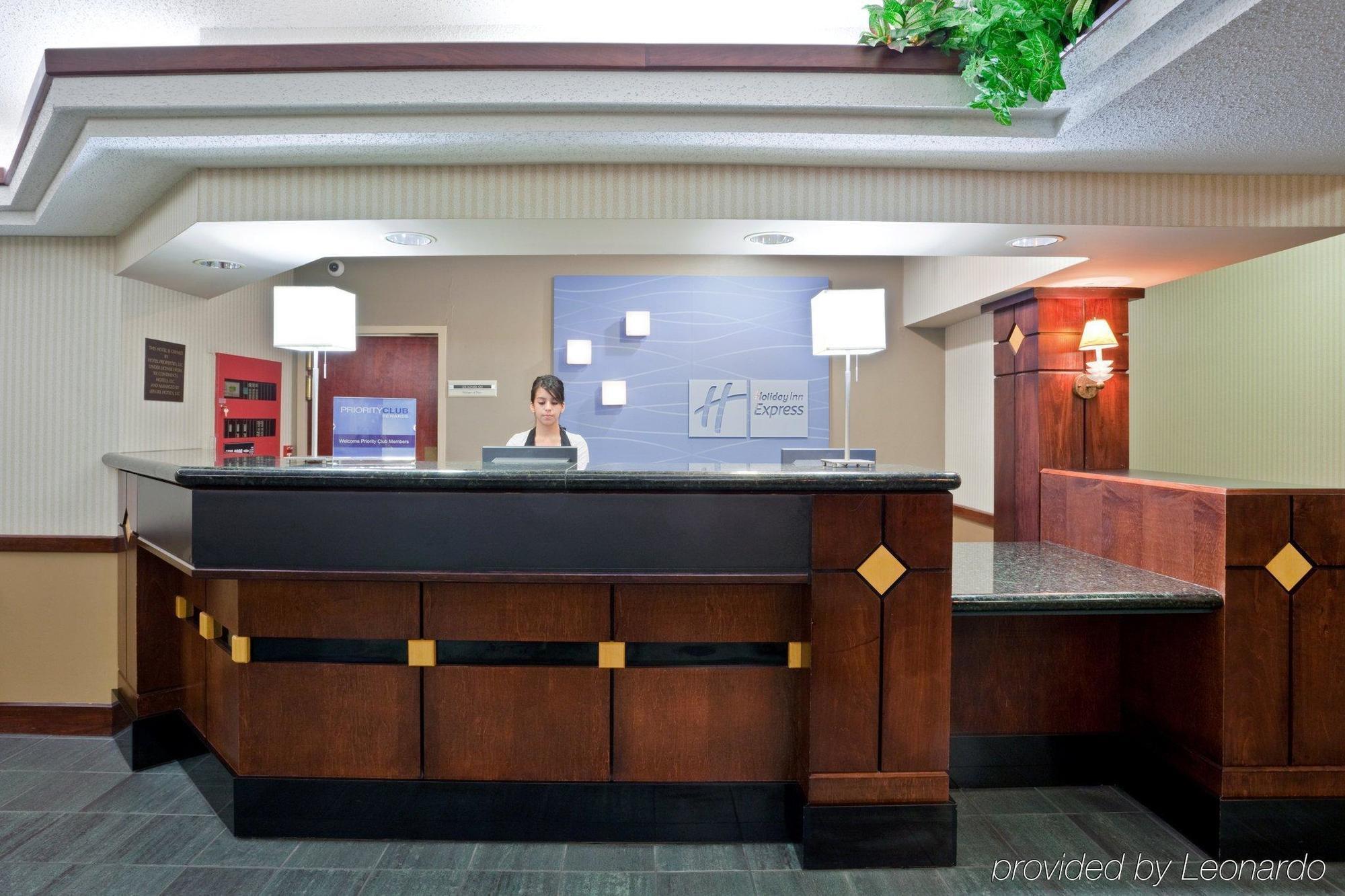 דודג' סיטי Windsor Inn & Suites מראה פנימי תמונה