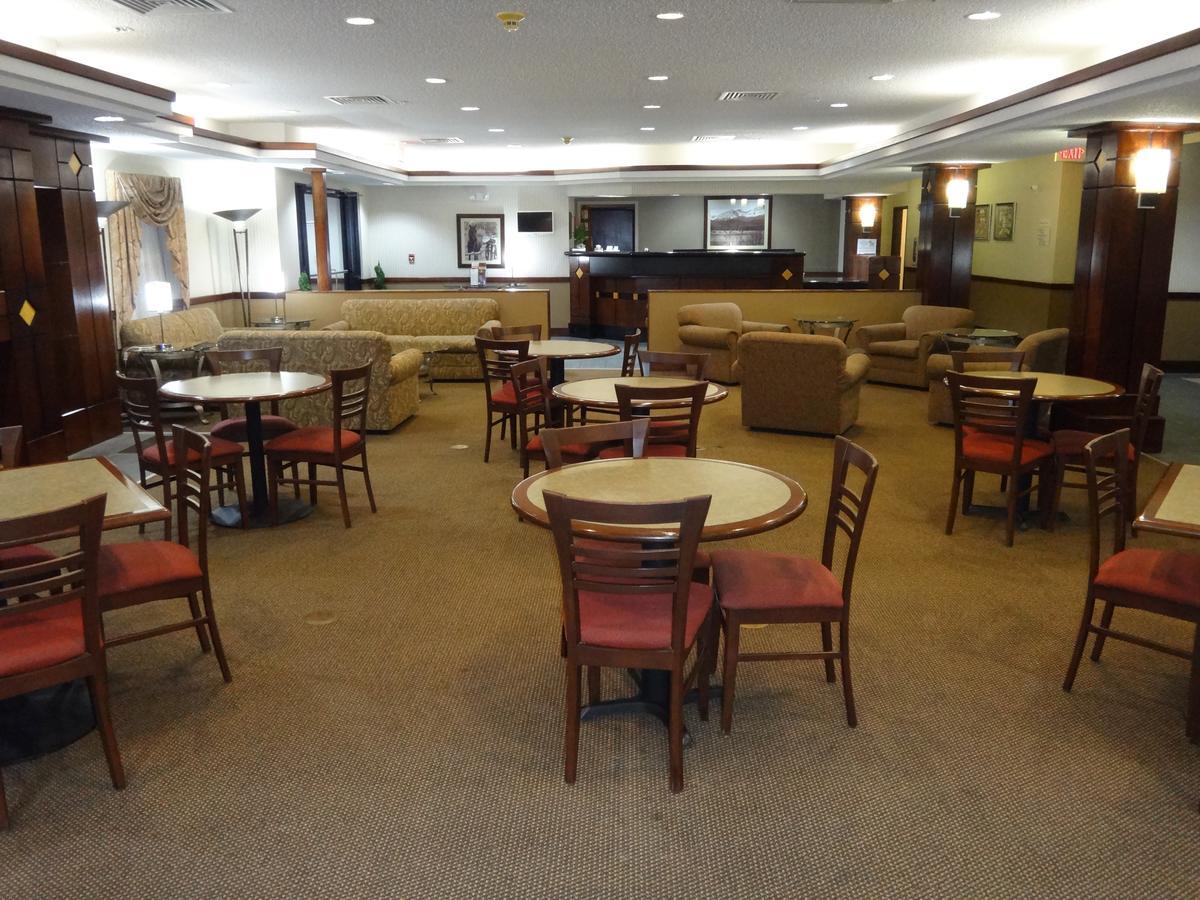 דודג' סיטי Windsor Inn & Suites מראה חיצוני תמונה