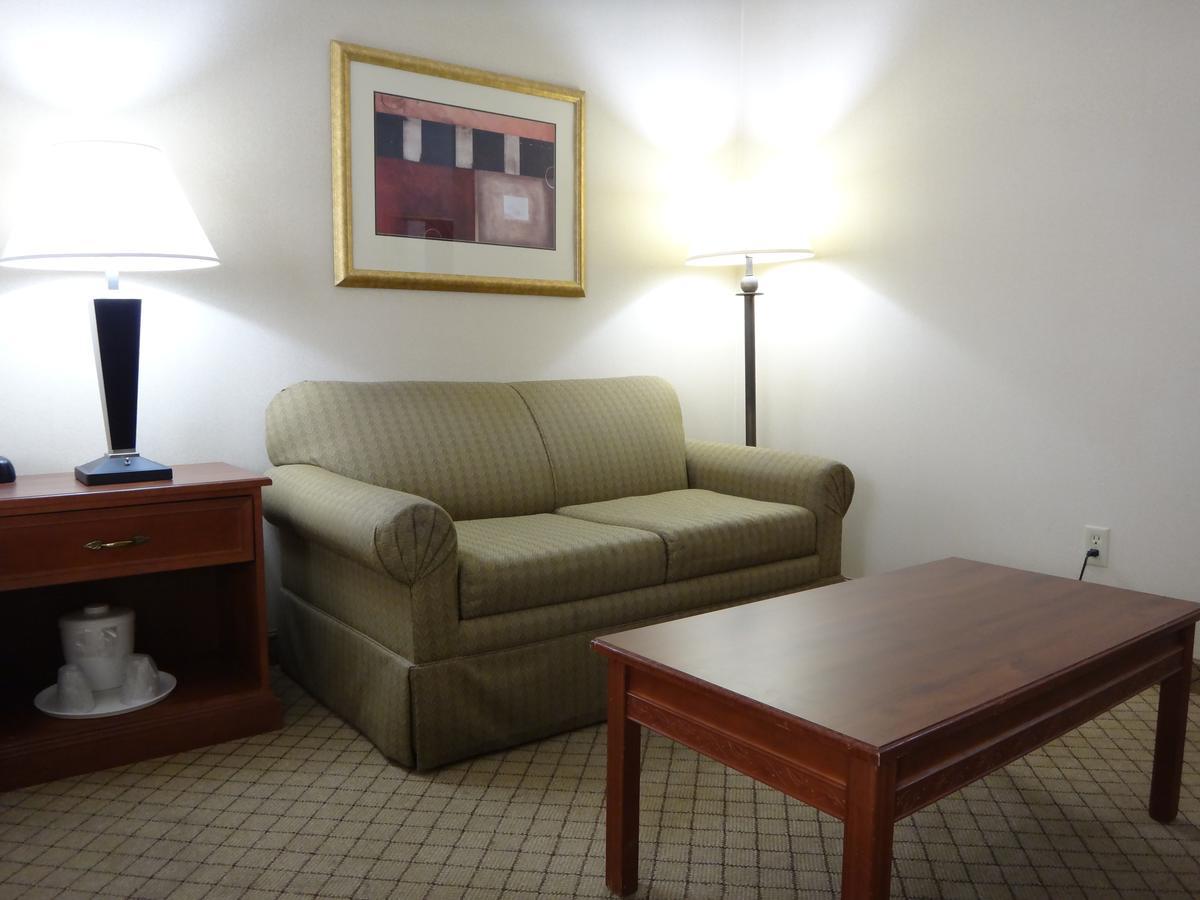 דודג' סיטי Windsor Inn & Suites מראה חיצוני תמונה