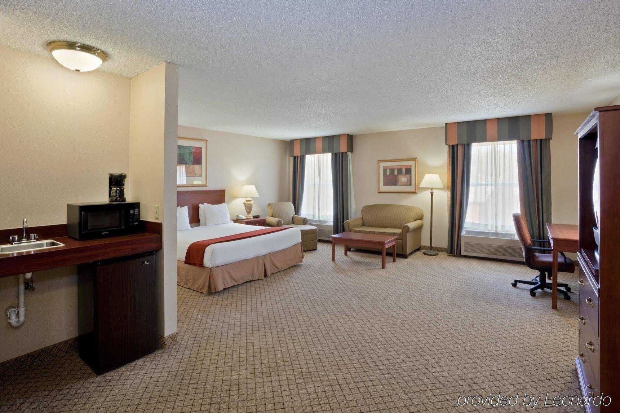 דודג' סיטי Windsor Inn & Suites מראה חיצוני תמונה
